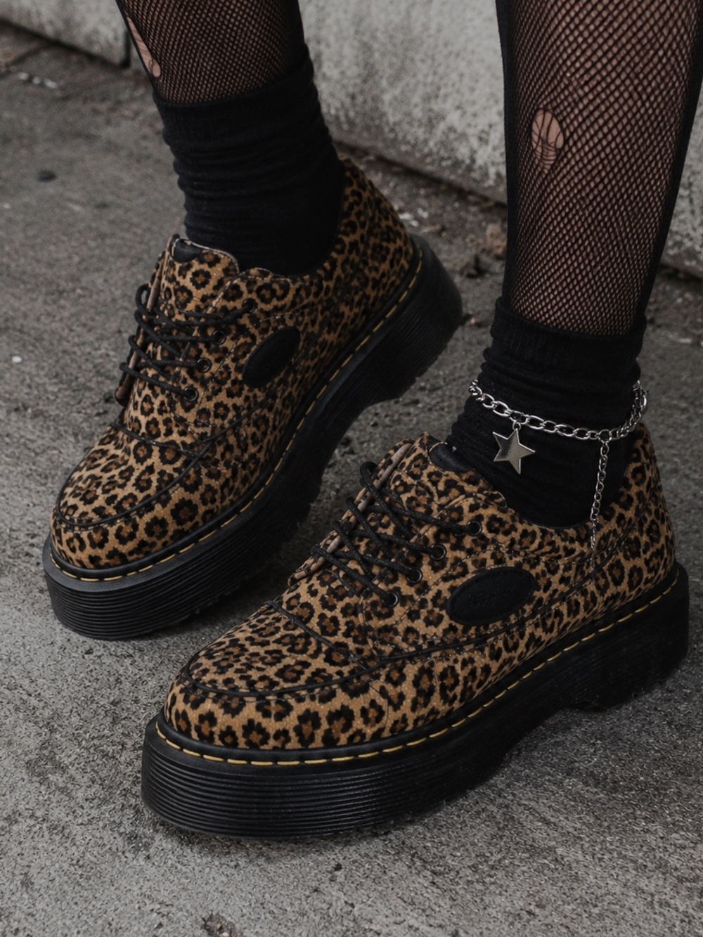 💗 Dr. Martens Leopard Pony Hair Platform Shoes Creepers Y2K Grunge Size 8 90s